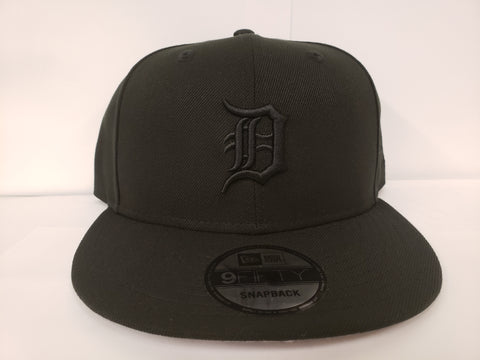 New Era Black on Black Snapback 5950 - Detroit Tigers
