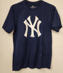 Fanatics Branded Official Logo T-Shirt size Medium - New York Yankees