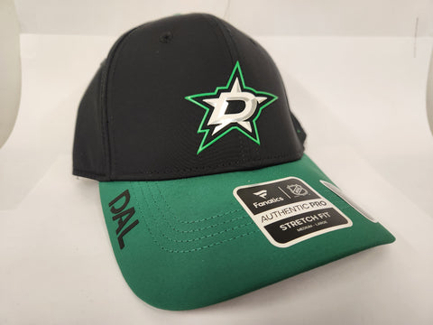 Fanatics Branded NHL Authentic Pro Rink Flex-fit size M/L